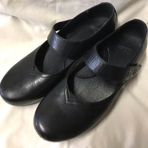 Dansko Mary Jane style size 40